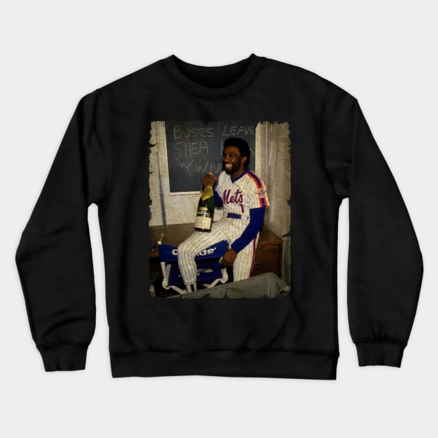 Mookie Wilson - 1986 WS Crewneck Sweatshirt by SOEKAMPTI